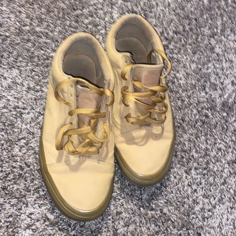Barely worn